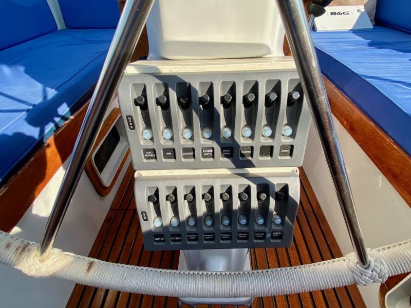 1990 Irwin 43 MK II