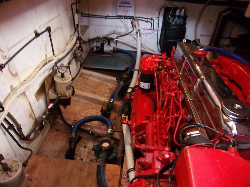 1987 Marine Trader