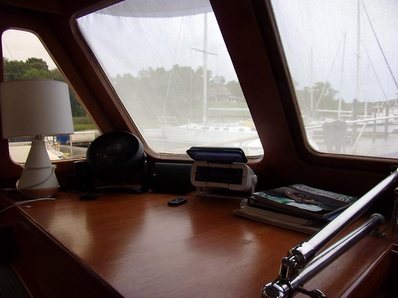 1987 Marine Trader