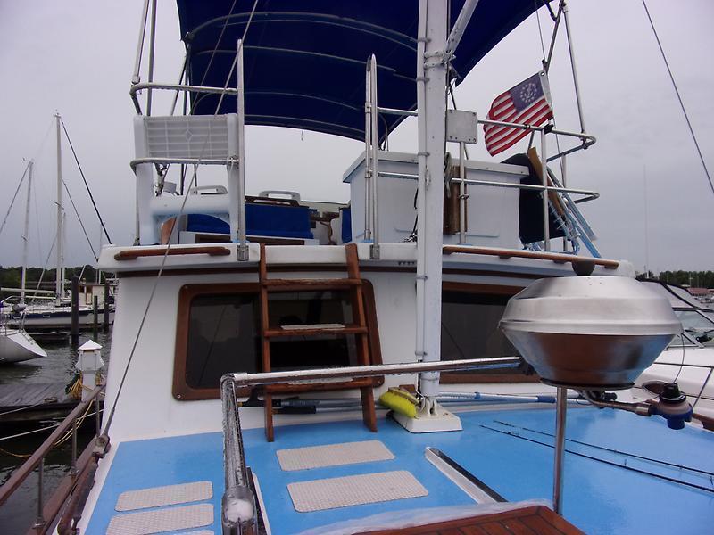 1987 Marine Trader