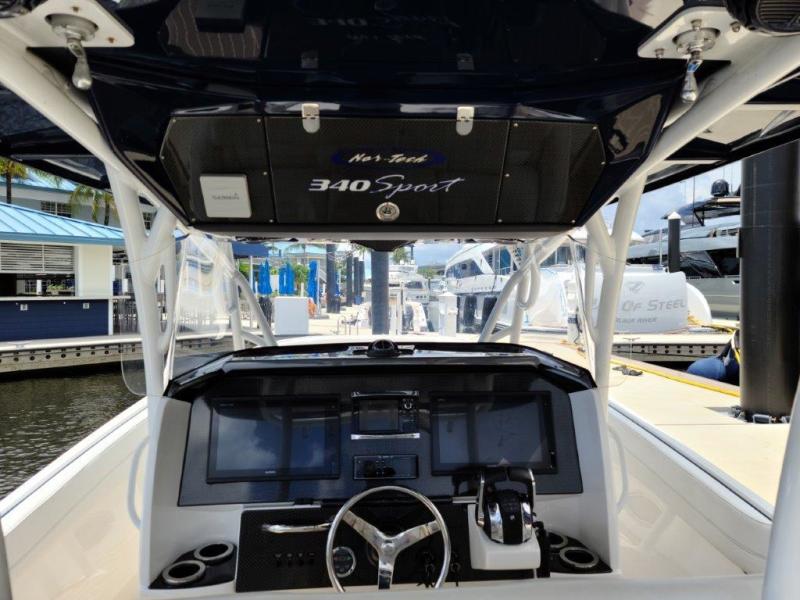 34' 2016 Nor-Tech 340 Center Console