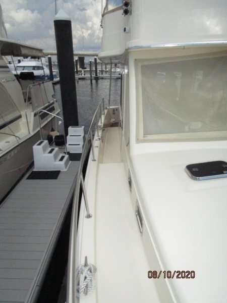 2007 Mainship "43" Trawler