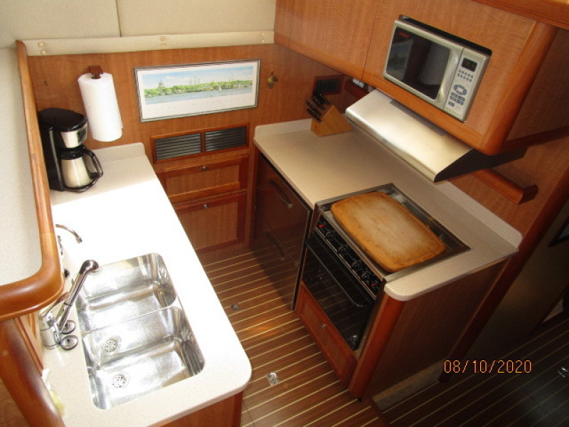 2007 Mainship "43" Trawler