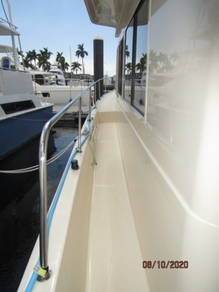 2007 Mainship "43" Trawler