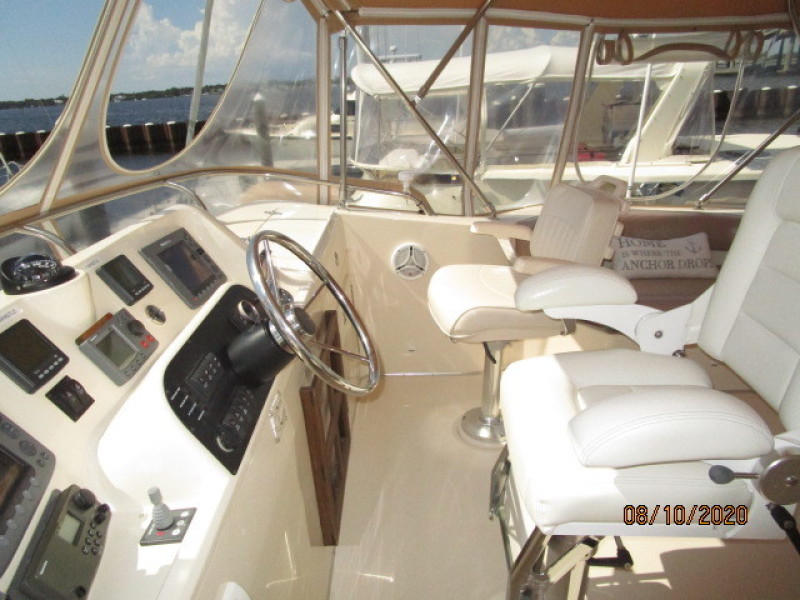 2007 Mainship "43" Trawler
