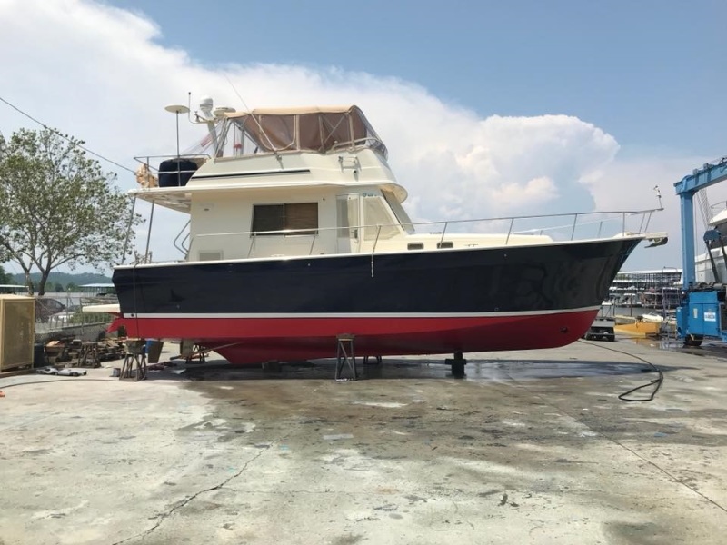 2007 Mainship "43" Trawler