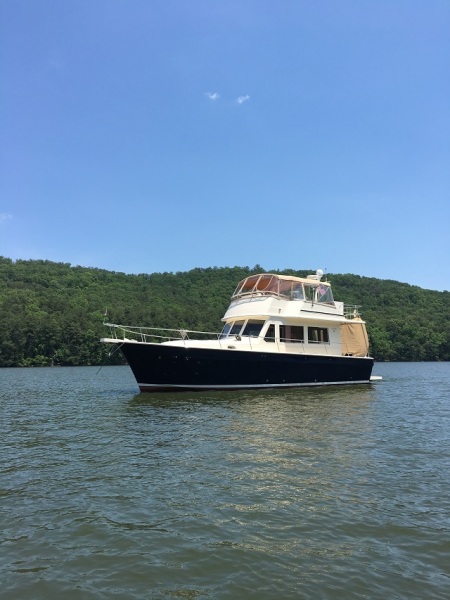 2007 Mainship "43" Trawler