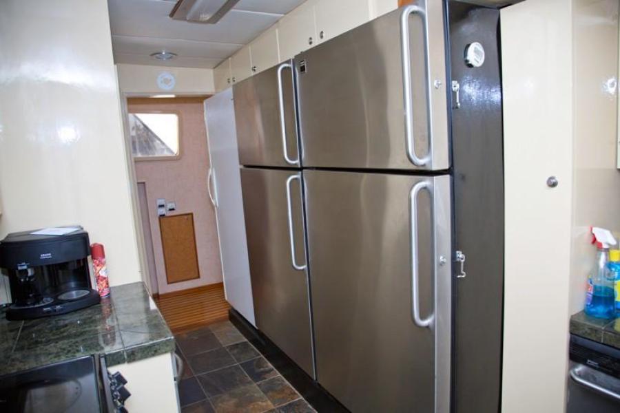 90' 1983 DeFever 90 Ocean Trawler