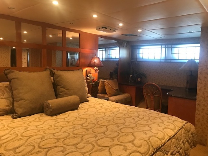 90' 1983 DeFever 90 Ocean Trawler