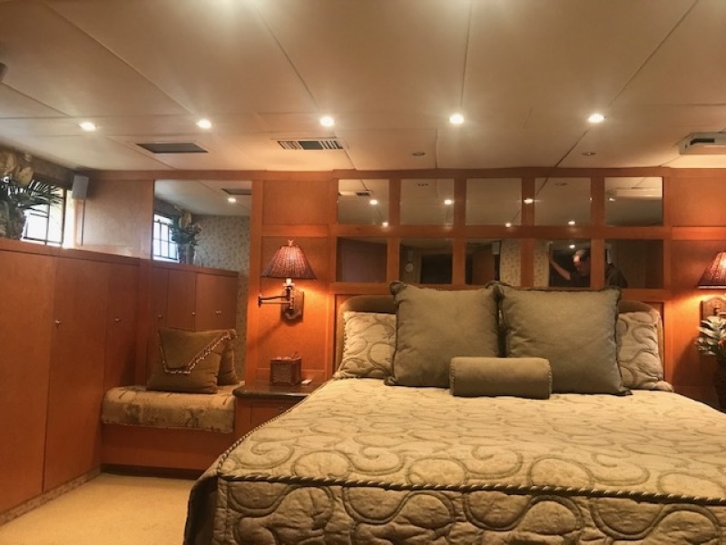 90' 1983 DeFever 90 Ocean Trawler