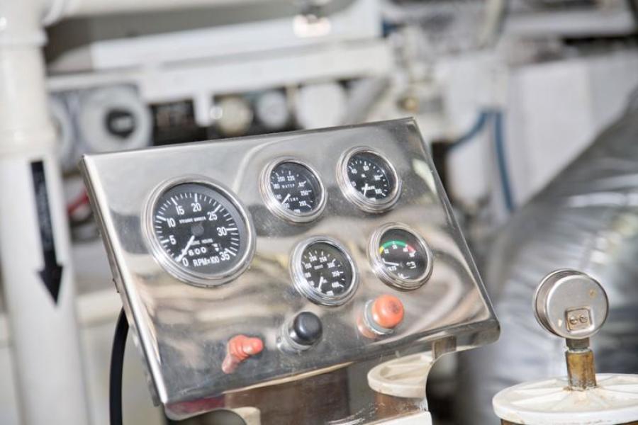 90' 1983 DeFever 90 Ocean Trawler