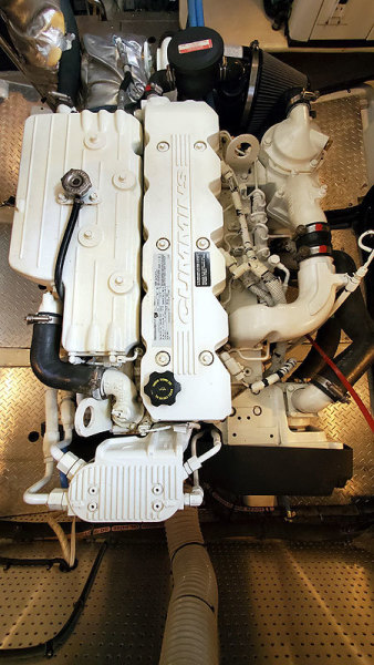 2010 Marine Trader 38 Sundeck