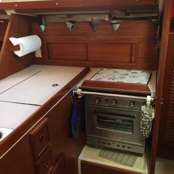 1991 Pearson 38