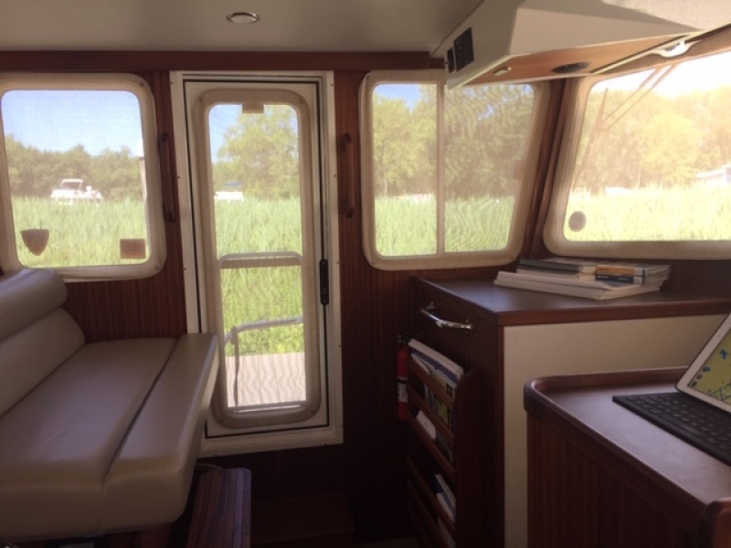 2018 American Tug 395