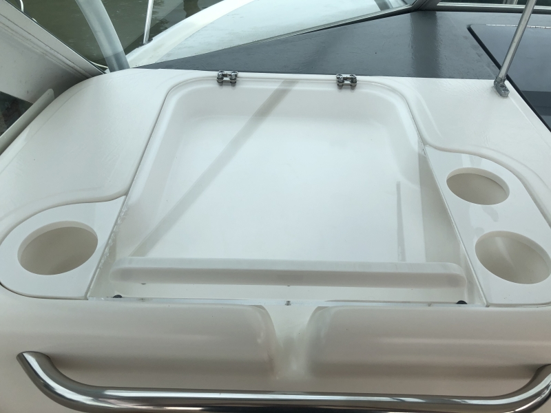 2000 Tiara Yachts Coronet