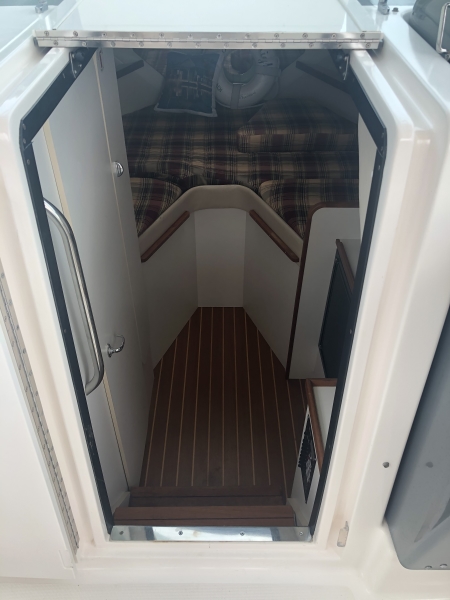2000 Tiara Yachts Coronet