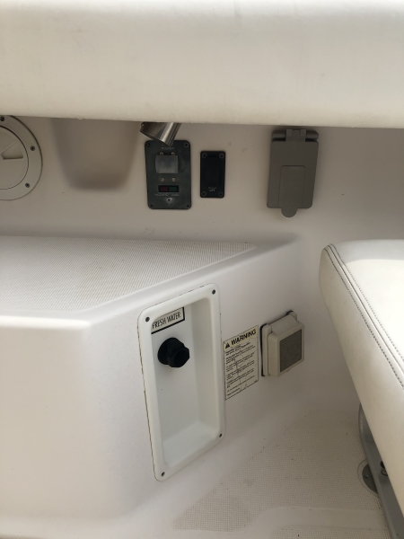 2000 Tiara Yachts Coronet