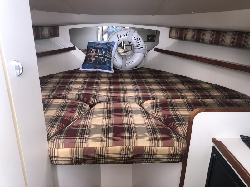2000 Tiara Yachts Coronet