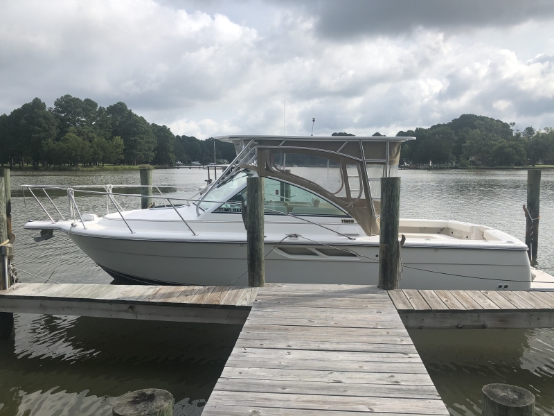 2000 Tiara Yachts Coronet
