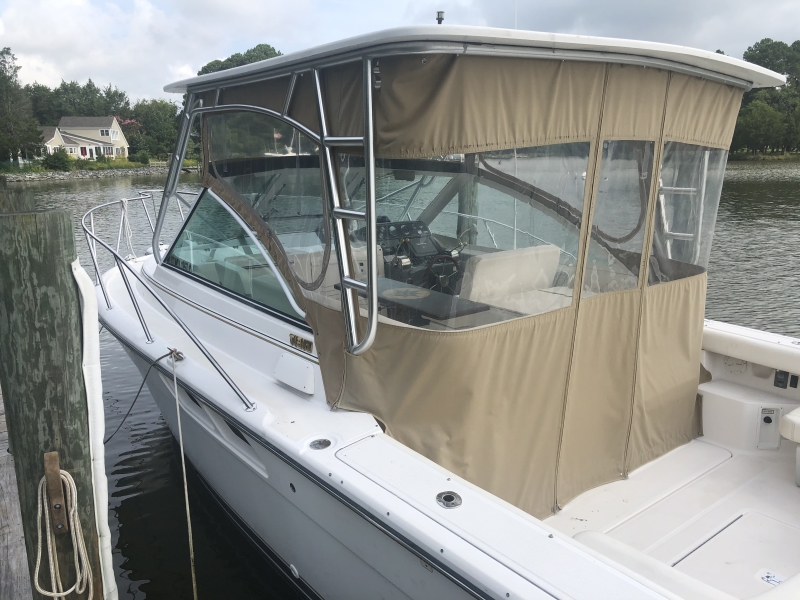 2000 Tiara Yachts Coronet