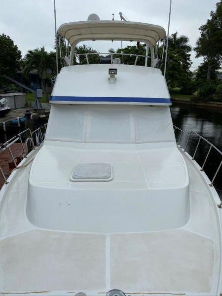 1988 Jefferson 42 Sundeck Motor