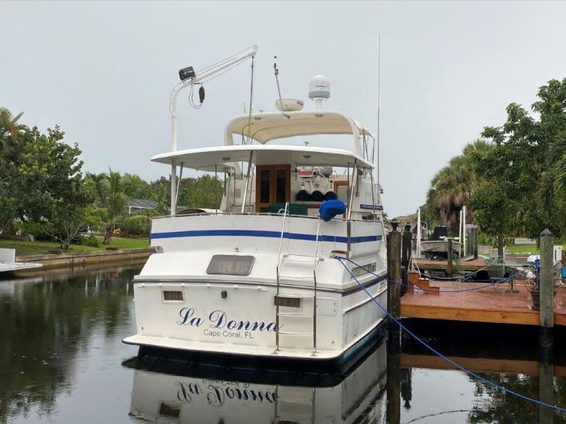 1988 Jefferson 42 Sundeck Motor