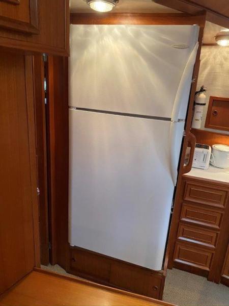1988 Jefferson 42 Sundeck Motor