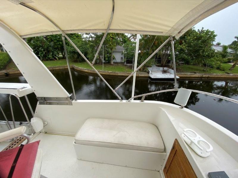 1988 Jefferson 42 Sundeck Motor