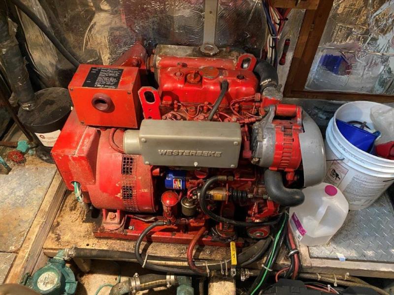 1988 Jefferson 42 Sundeck Motor