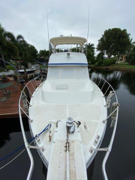 1988 Jefferson 42 Sundeck Motor