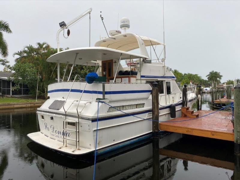 1988 Jefferson 42 Sundeck Motor