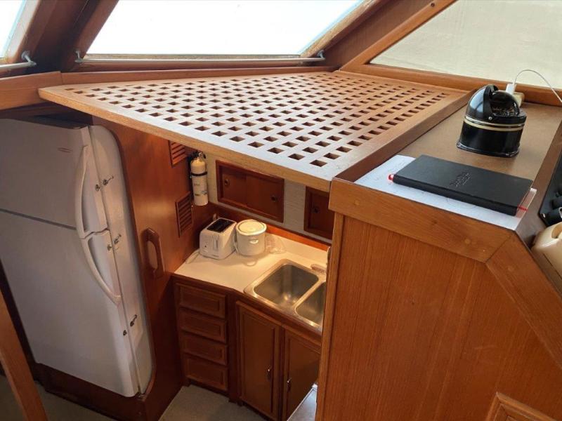 1988 Jefferson 42 Sundeck Motor