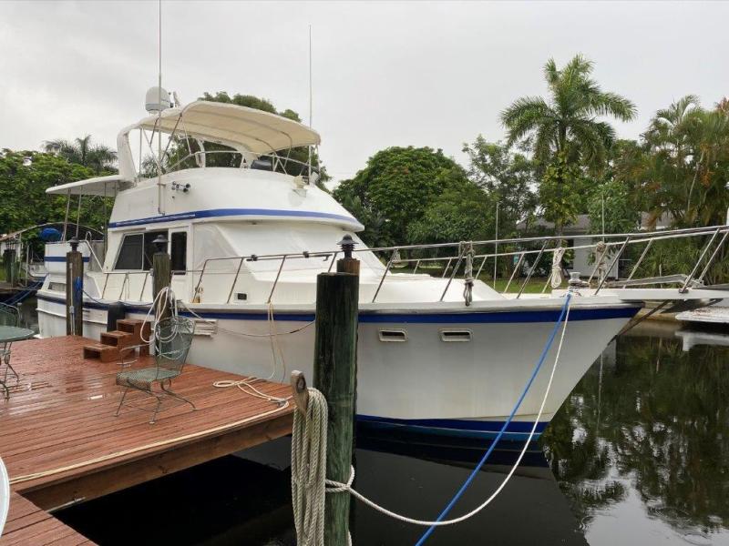 1988 Jefferson 42 Sundeck Motor