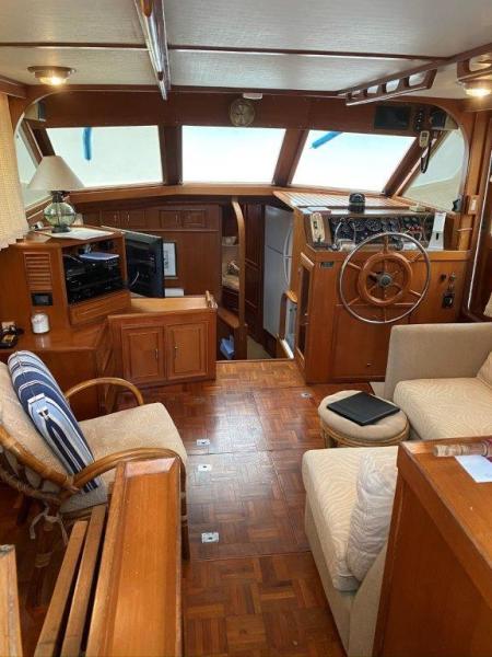 1988 Jefferson 42 Sundeck Motor