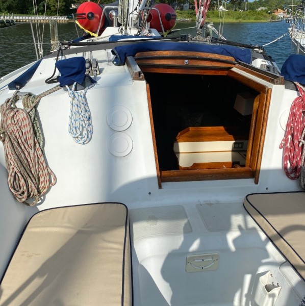 1985 Ericson Ericson 38