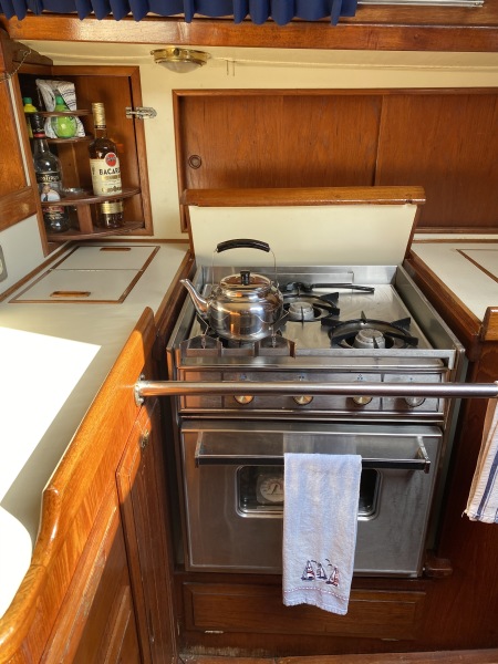 1985 Ericson Ericson 38