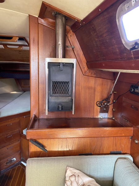 1985 Ericson Ericson 38