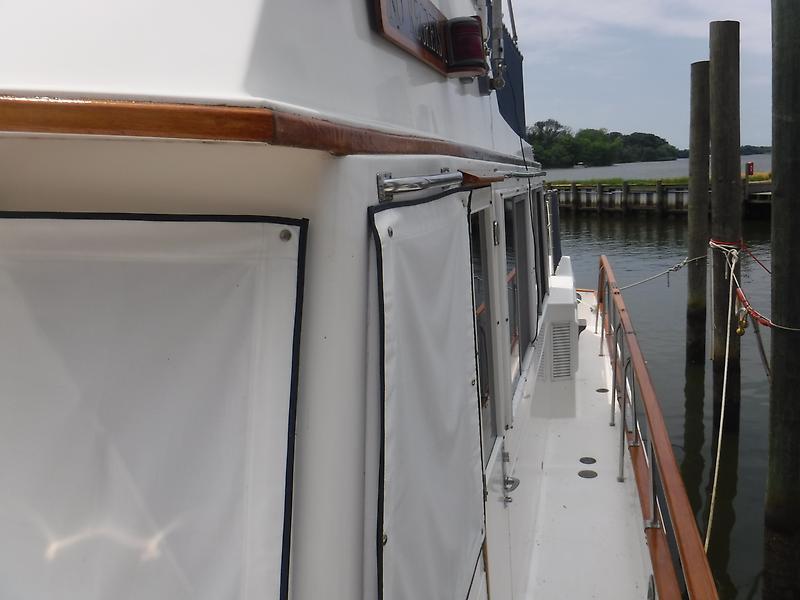 1988 Grand Banks Classic
