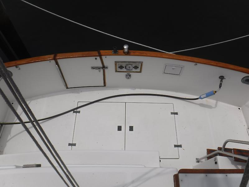 1988 Grand Banks Classic