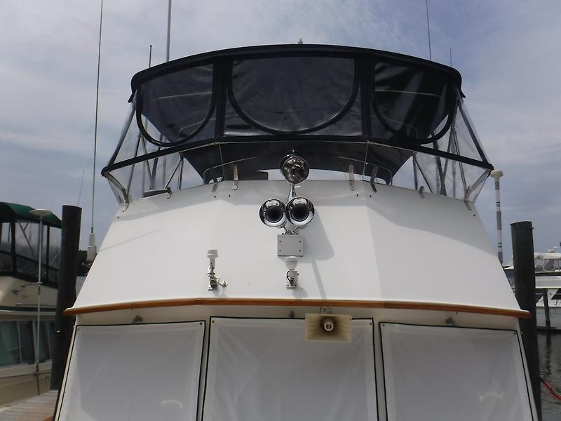 1988 Grand Banks Classic