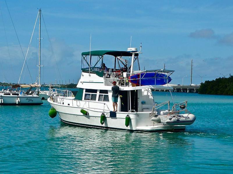 1997 Mainship 350