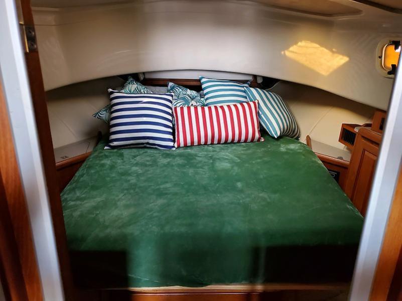 1997 Mainship 350
