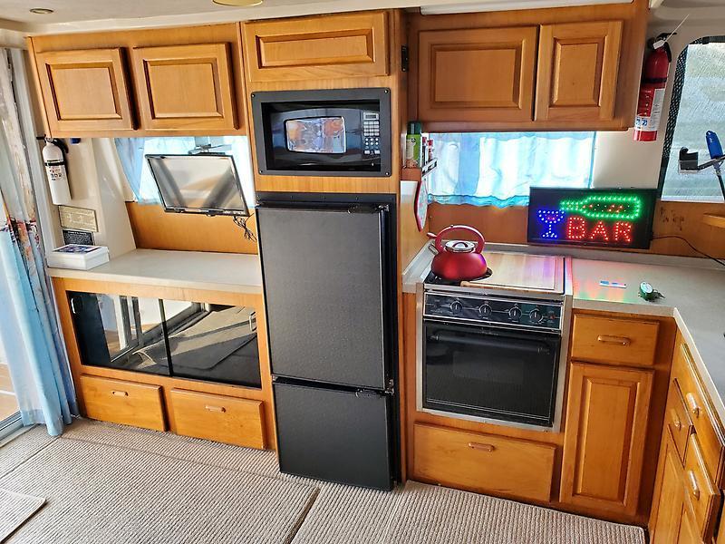 1997 Mainship 350