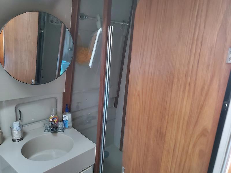 1997 Mainship 350