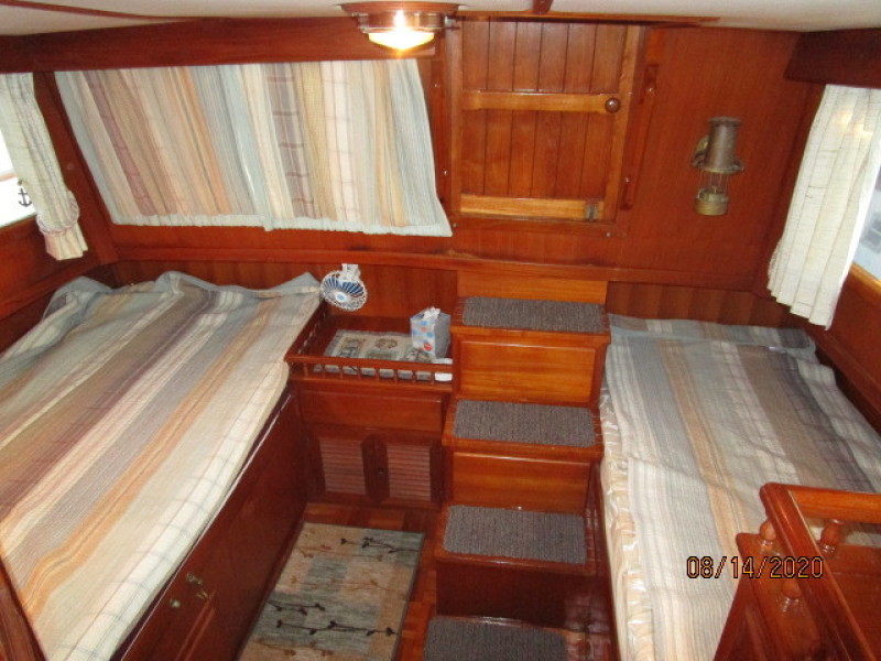 1985 CHB "34" Trawler