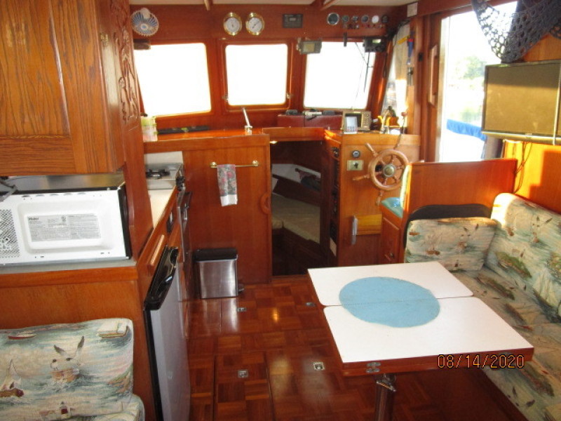 1985 CHB "34" Trawler