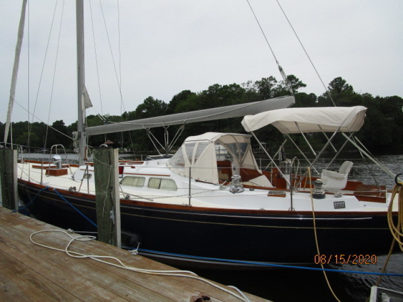 1982 Hinckley "50" Sou'Wester