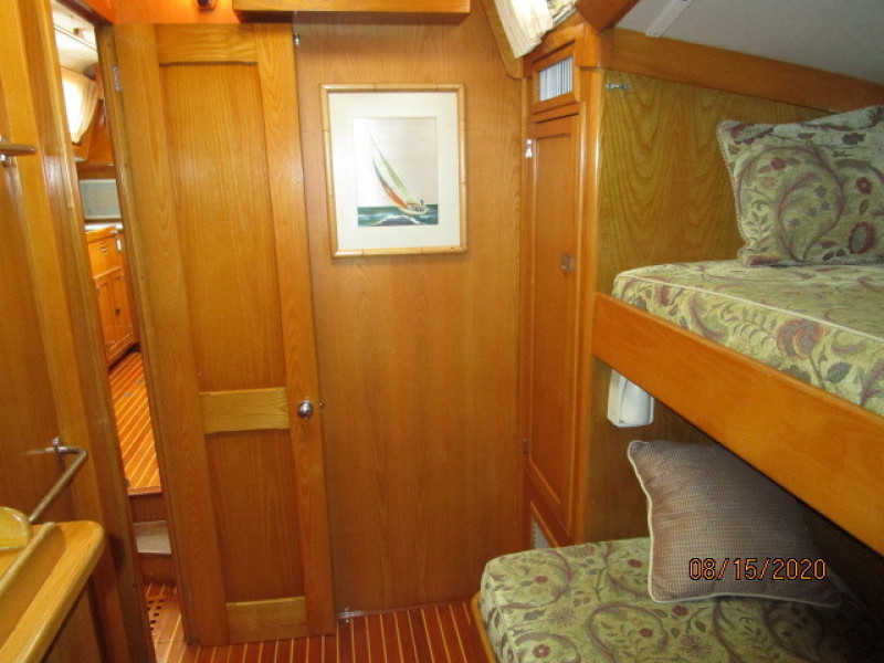 1982 Hinckley "50" Sou'Wester