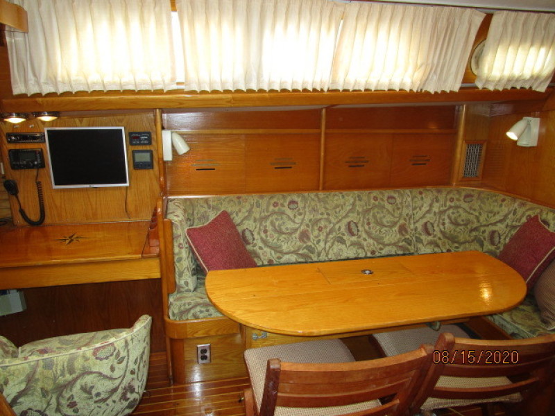 1982 Hinckley "50" Sou'Wester