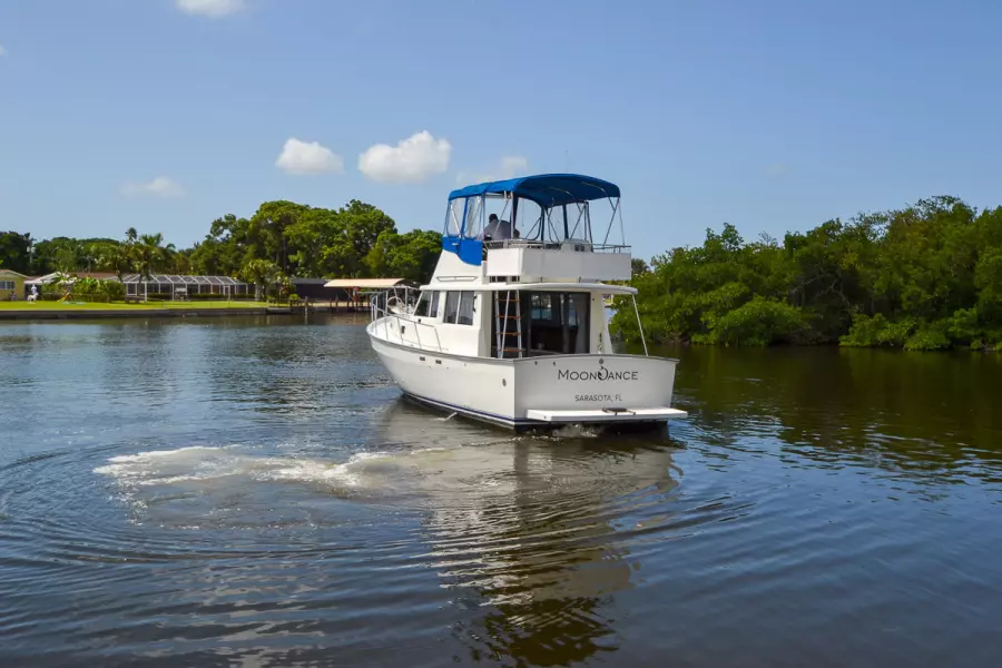 1982 Mainship 34 Trawler